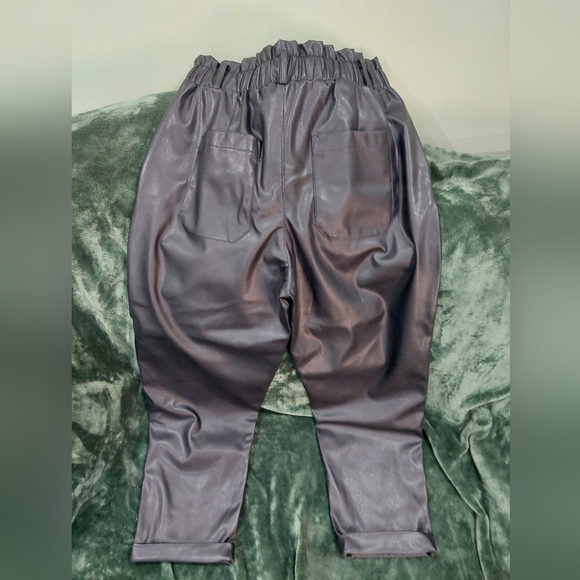 Pants - Picture 3 of 3